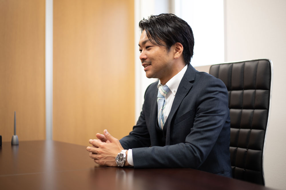 株式会社アクセル 郡司 陽介